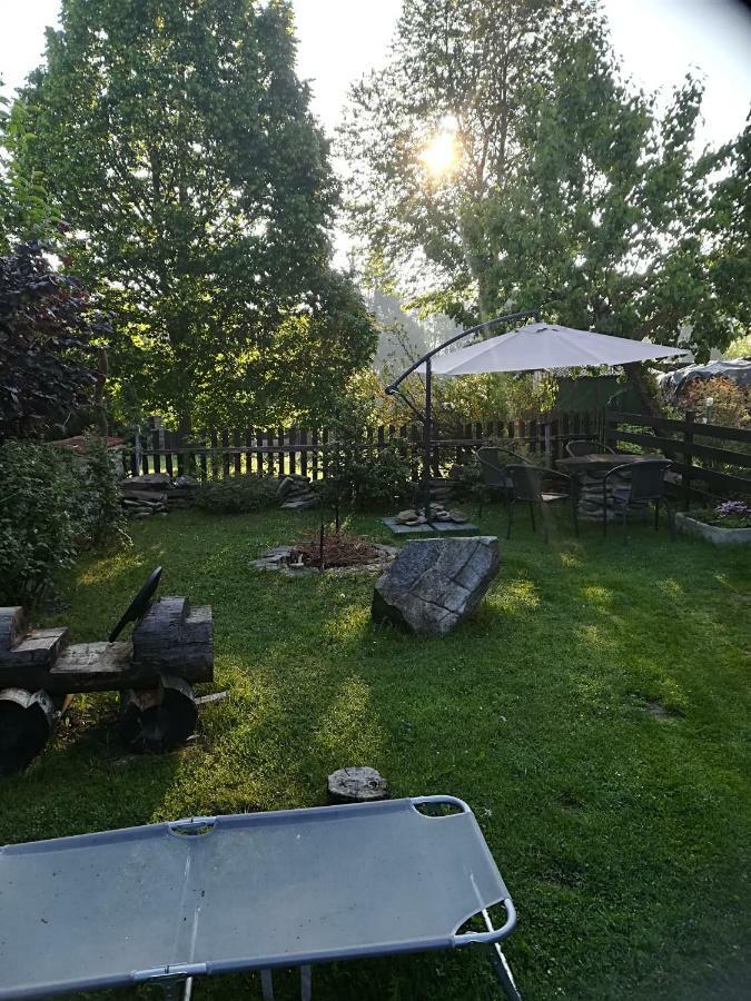 Apartman Dvorecna Loučovice Zewnętrze zdjęcie